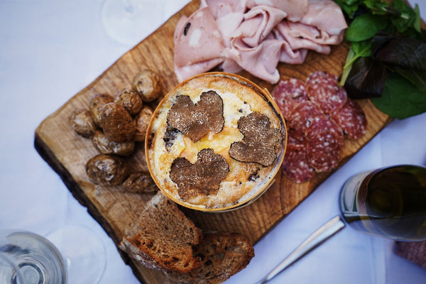 Mont d'Or with truffle Artisan de la Truffe