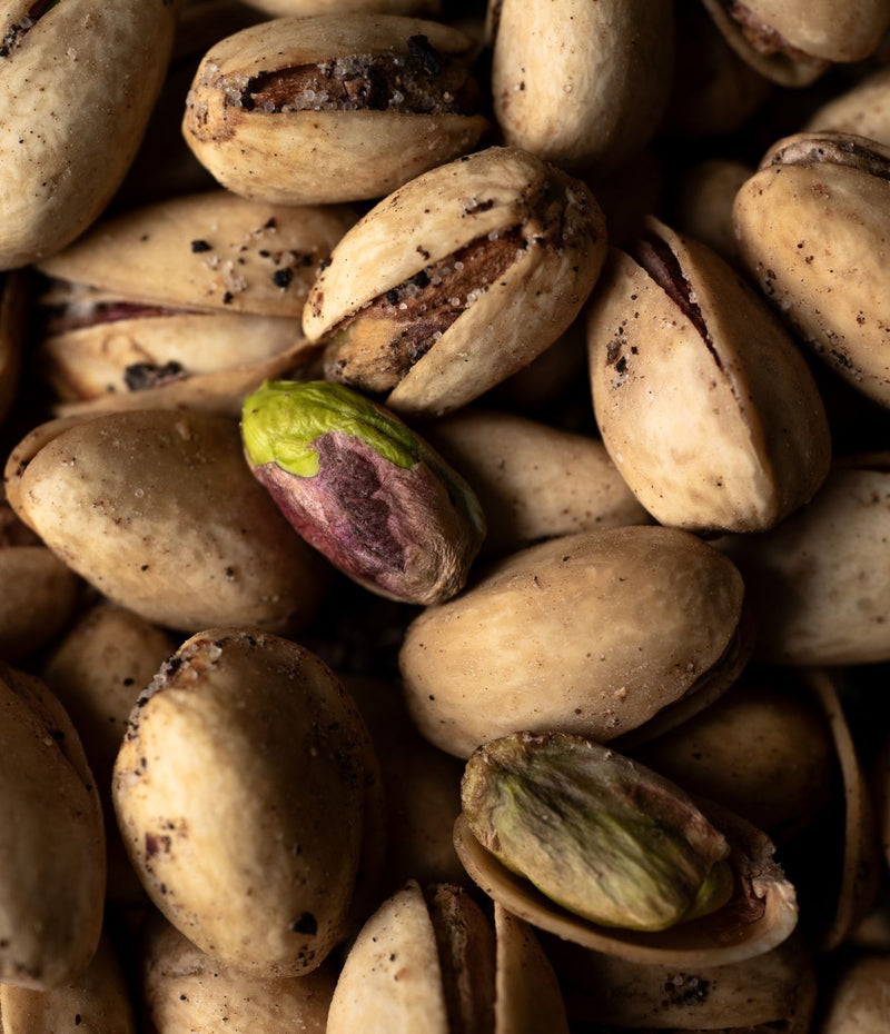 Pistachios with black truffle