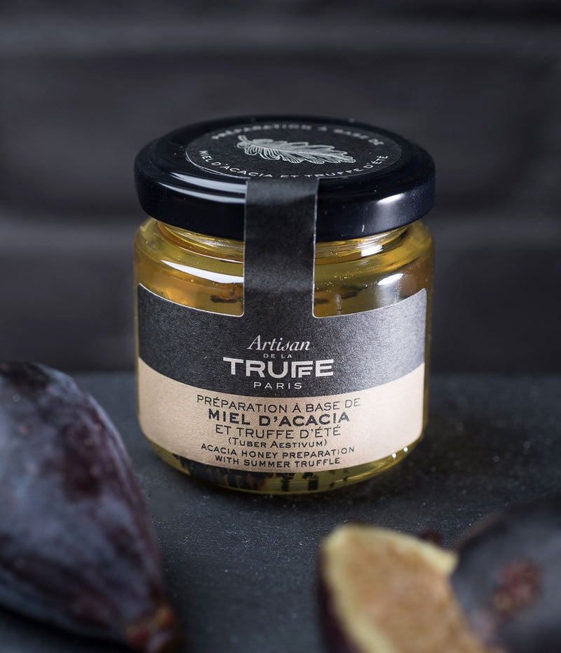 Honey with summer truffle
