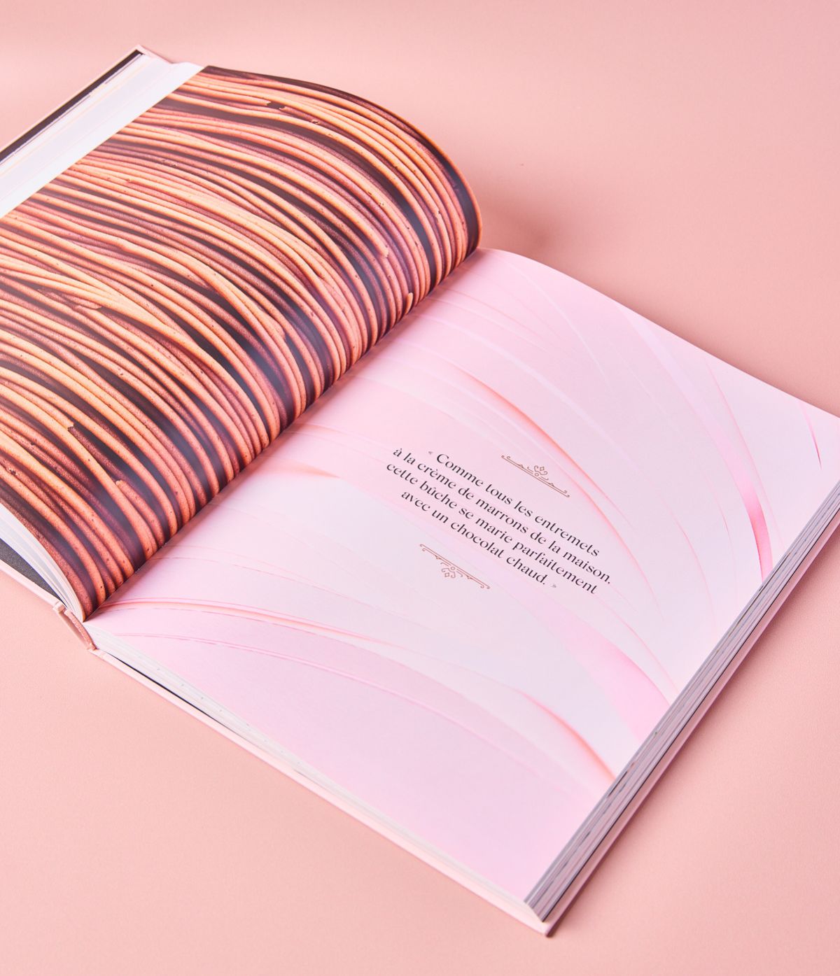 Livre Angelina, 50 Recettes Iconiques d’une Institution Parisienne