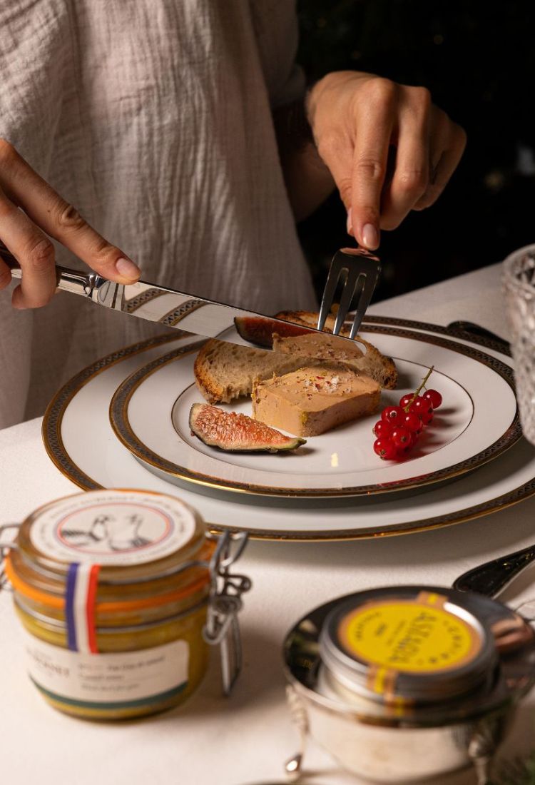 Foie gras de canard mi-cuit en bûche